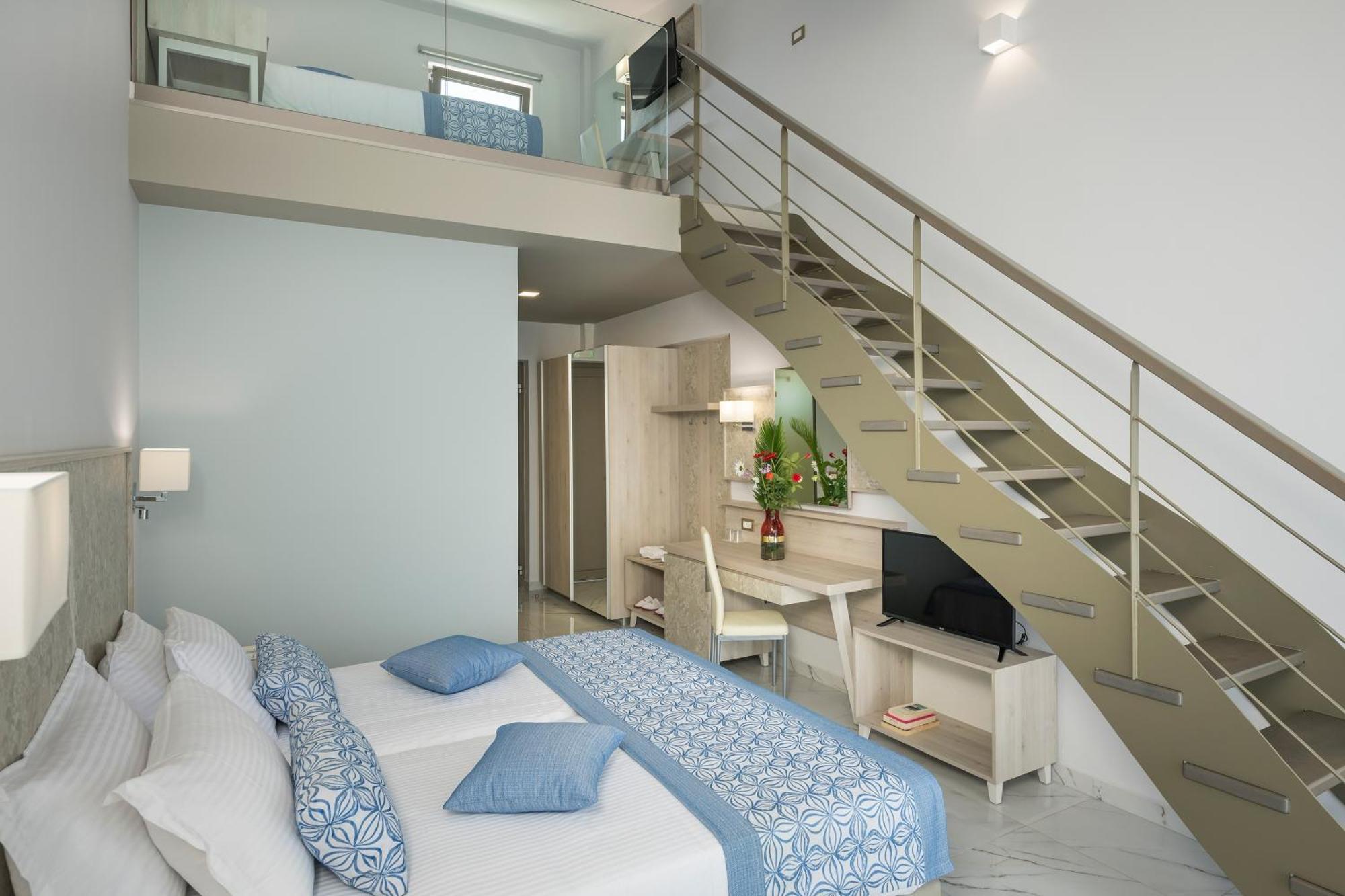 Vantaris Blue Adults Only เยโอริยิอูโปลิส ภายนอก รูปภาพ