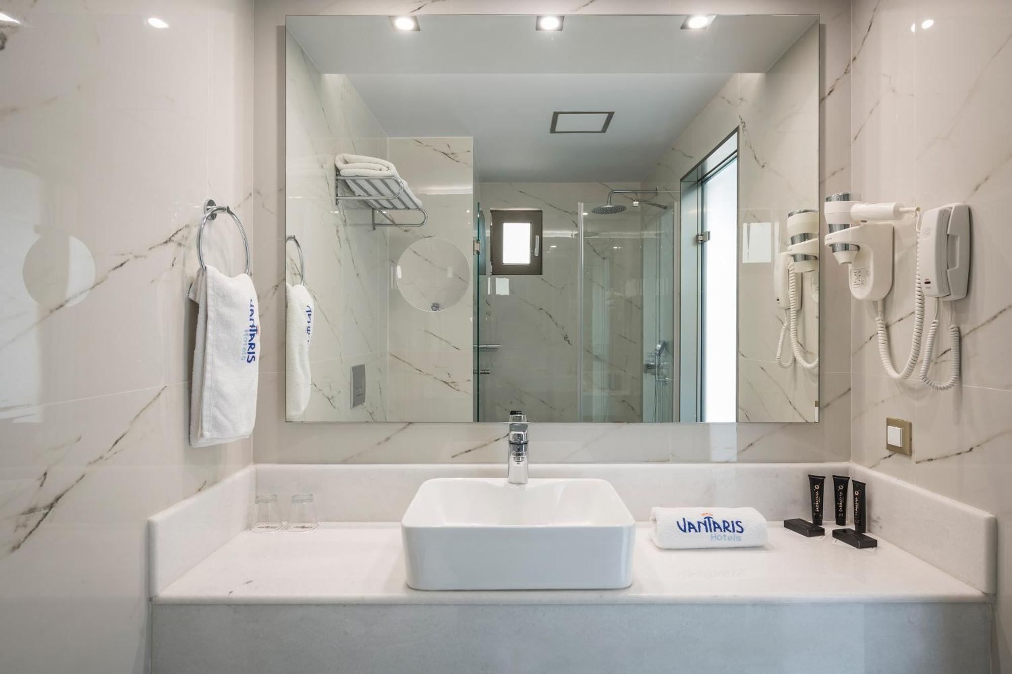 Vantaris Blue Adults Only เยโอริยิอูโปลิส ภายนอก รูปภาพ