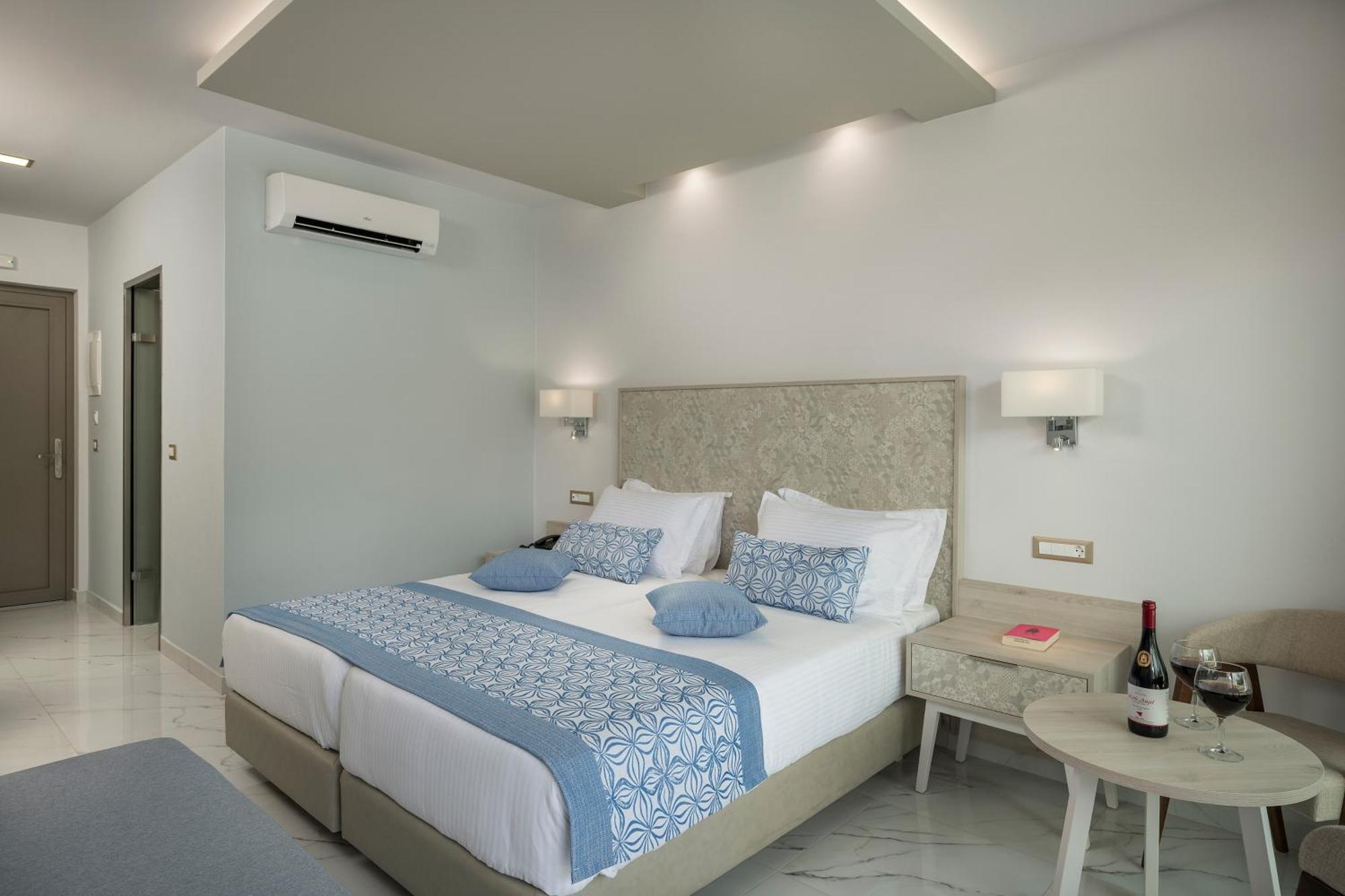 Vantaris Blue Adults Only เยโอริยิอูโปลิส ภายนอก รูปภาพ