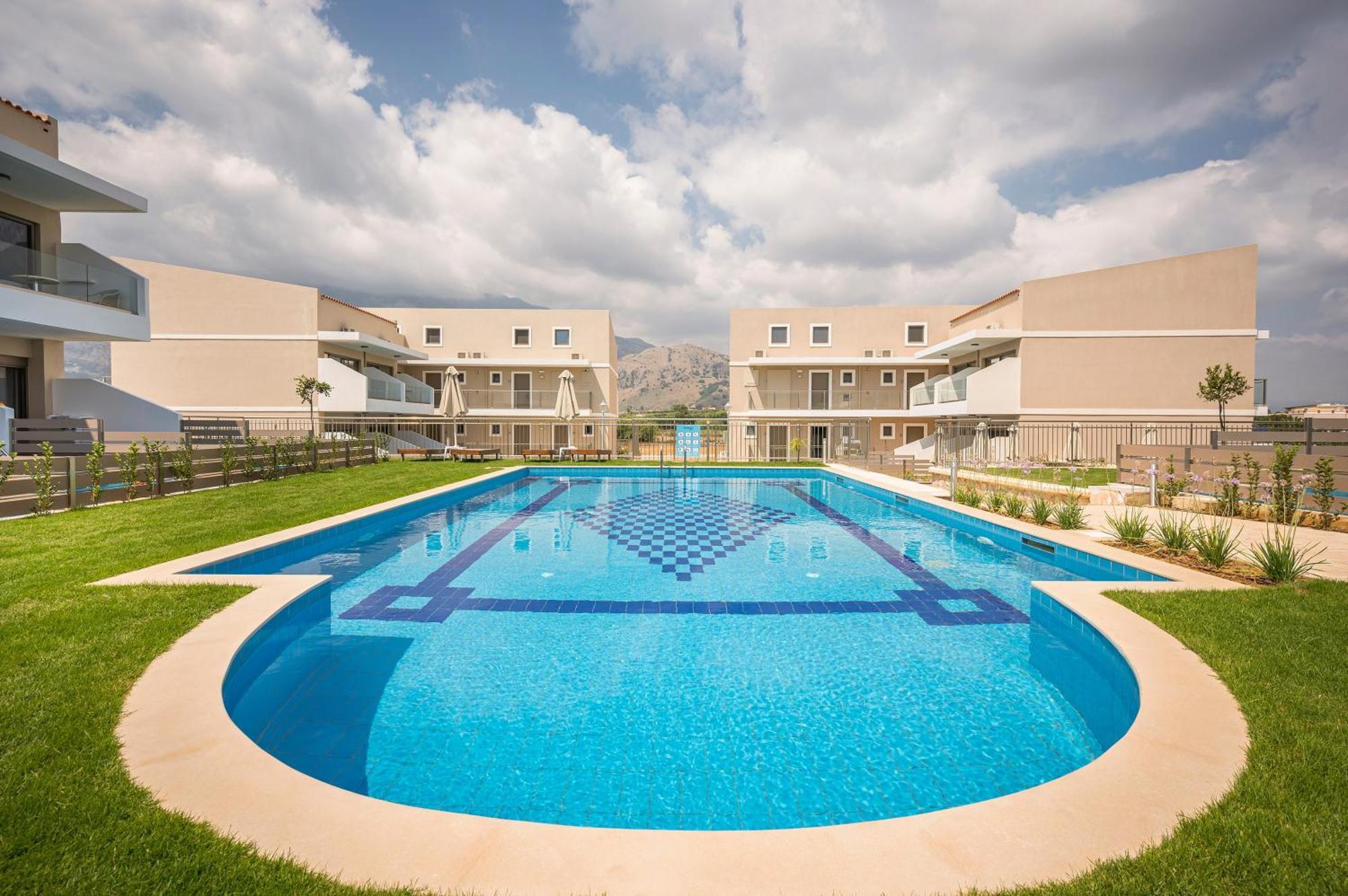 Vantaris Blue Adults Only เยโอริยิอูโปลิส ภายนอก รูปภาพ